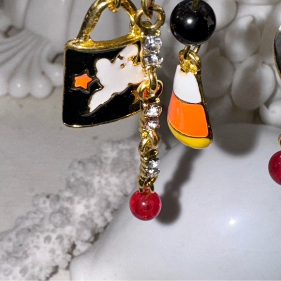 NEW! Halloween Jack-O-Lantern Chandelier Post Earrings - Picture 4 of 7